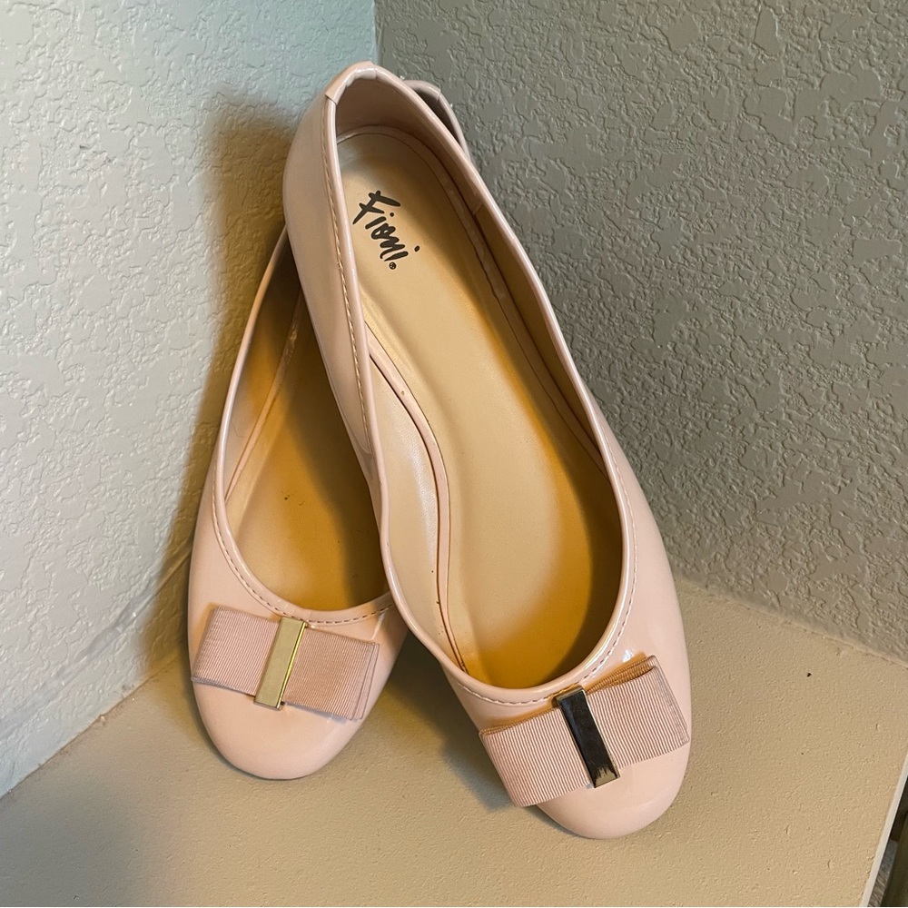 FIONI Clothing Pink Classic Flats
